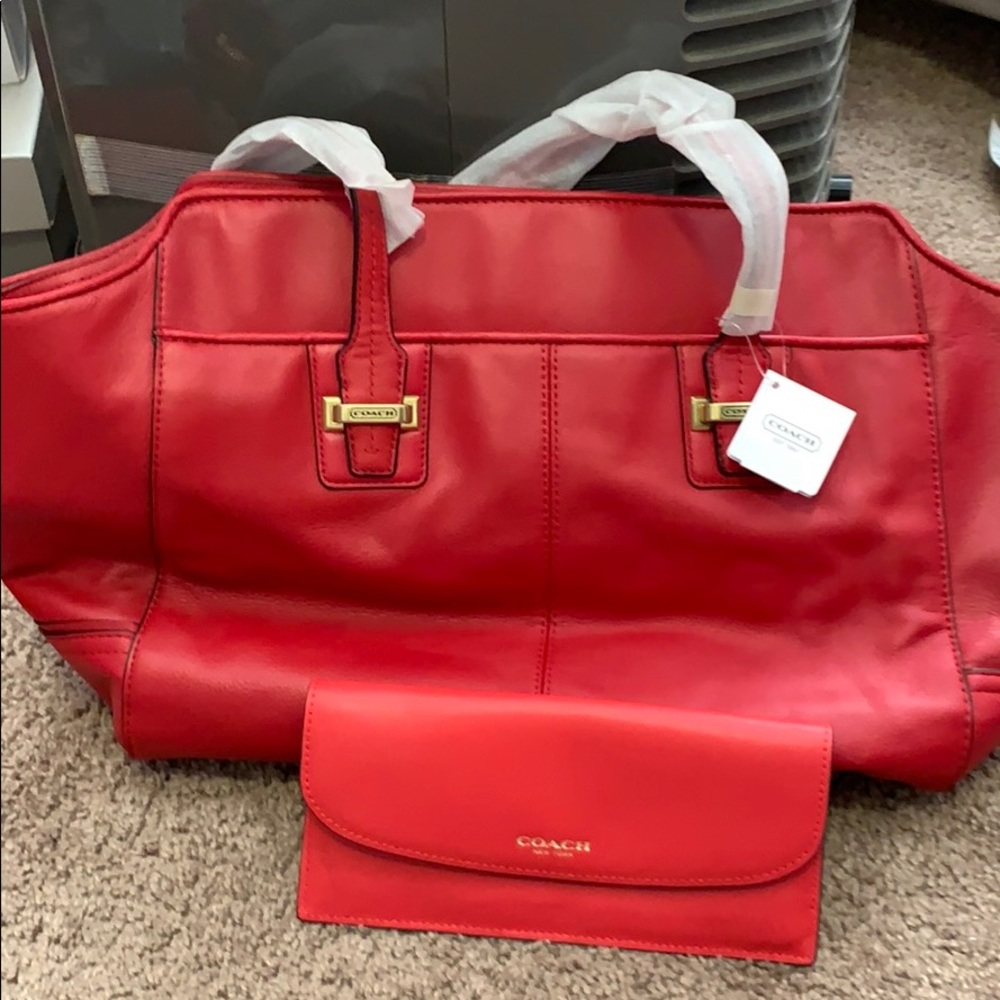 Coach F25205 Taylor Alexis Carry All Bag w/wallet